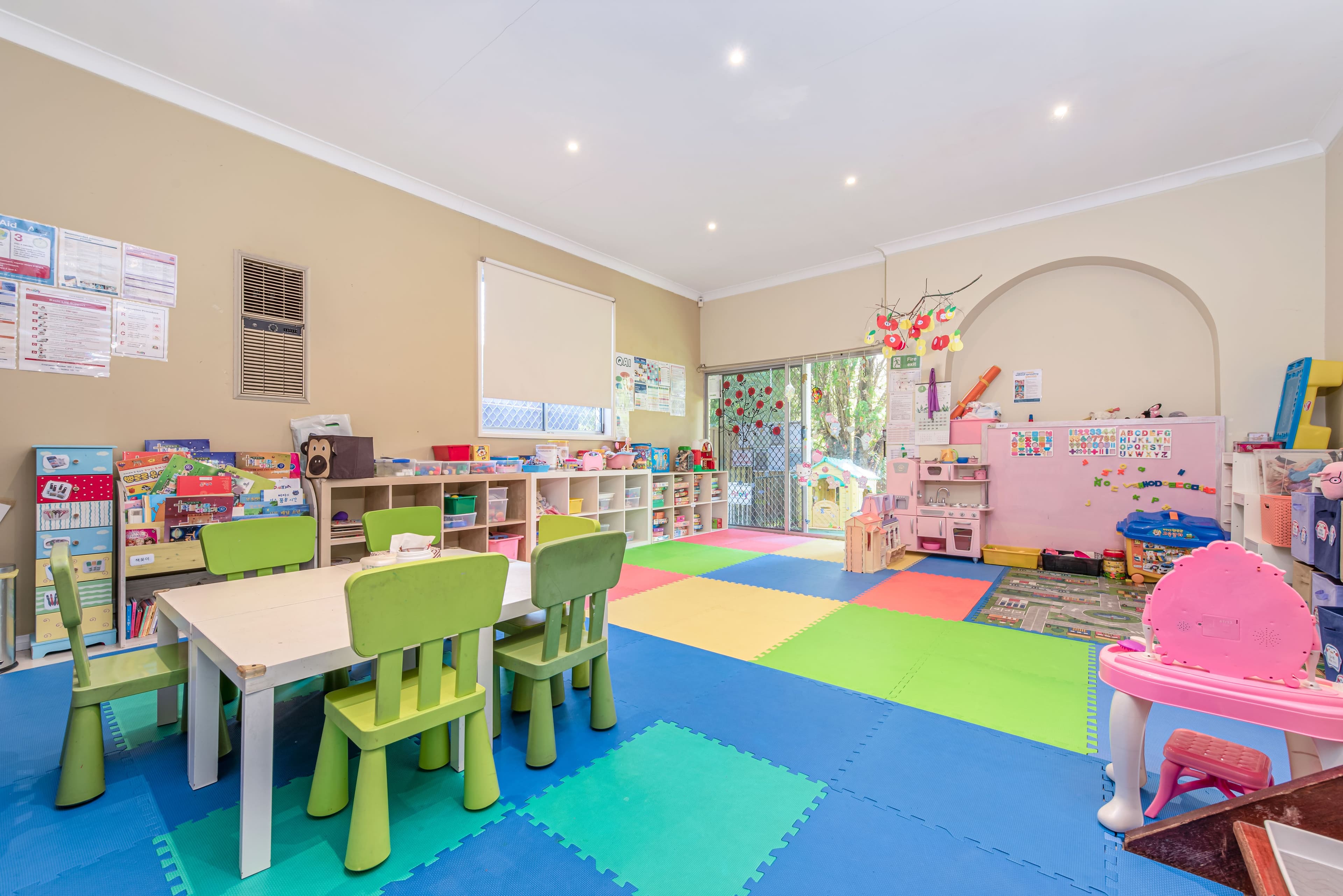 17 Fiona Avenue, Castle Hill NSW 2154, Castle Hill - Thumbnail 3
