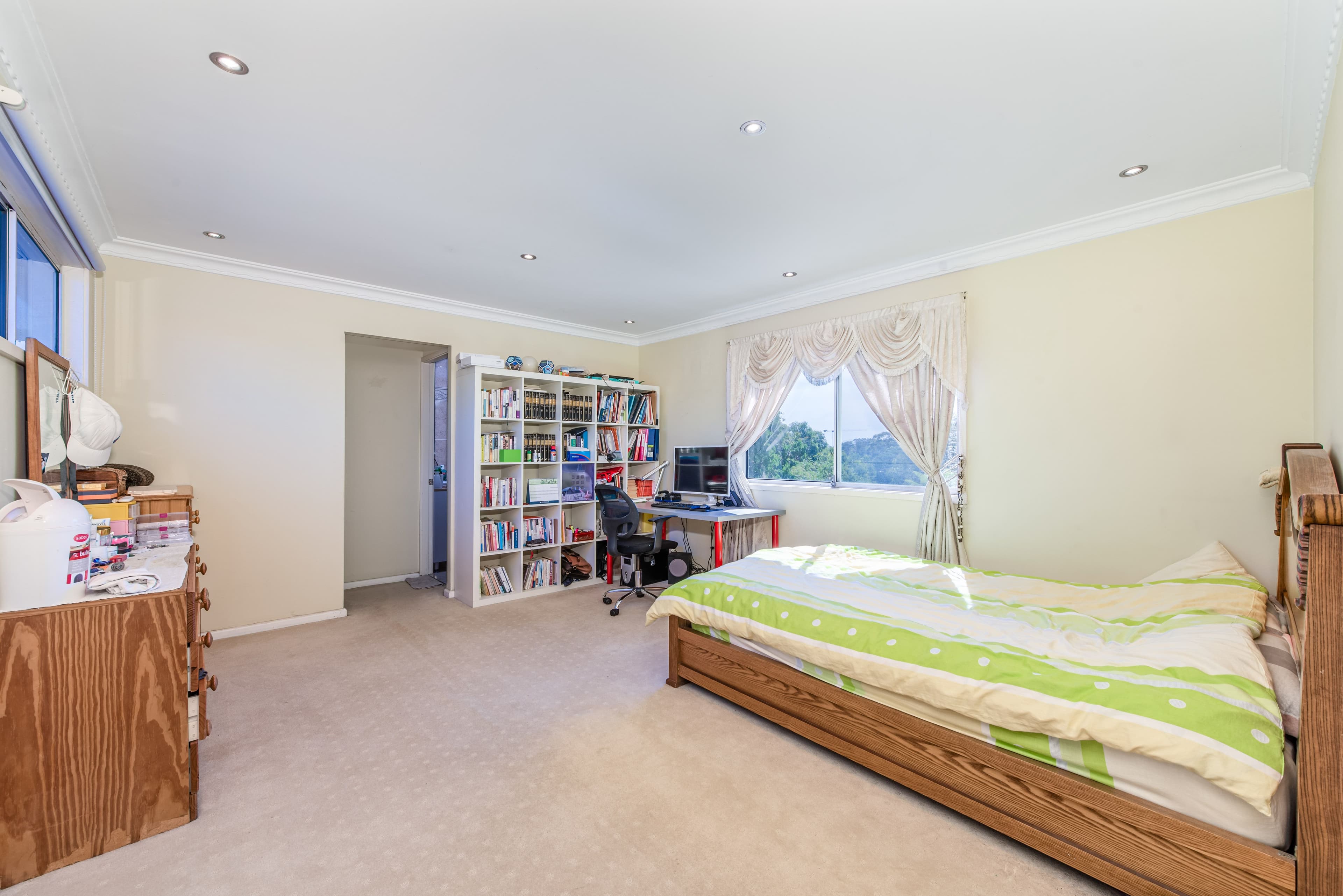 17 Fiona Avenue, Castle Hill NSW 2154, Castle Hill - Thumbnail 8