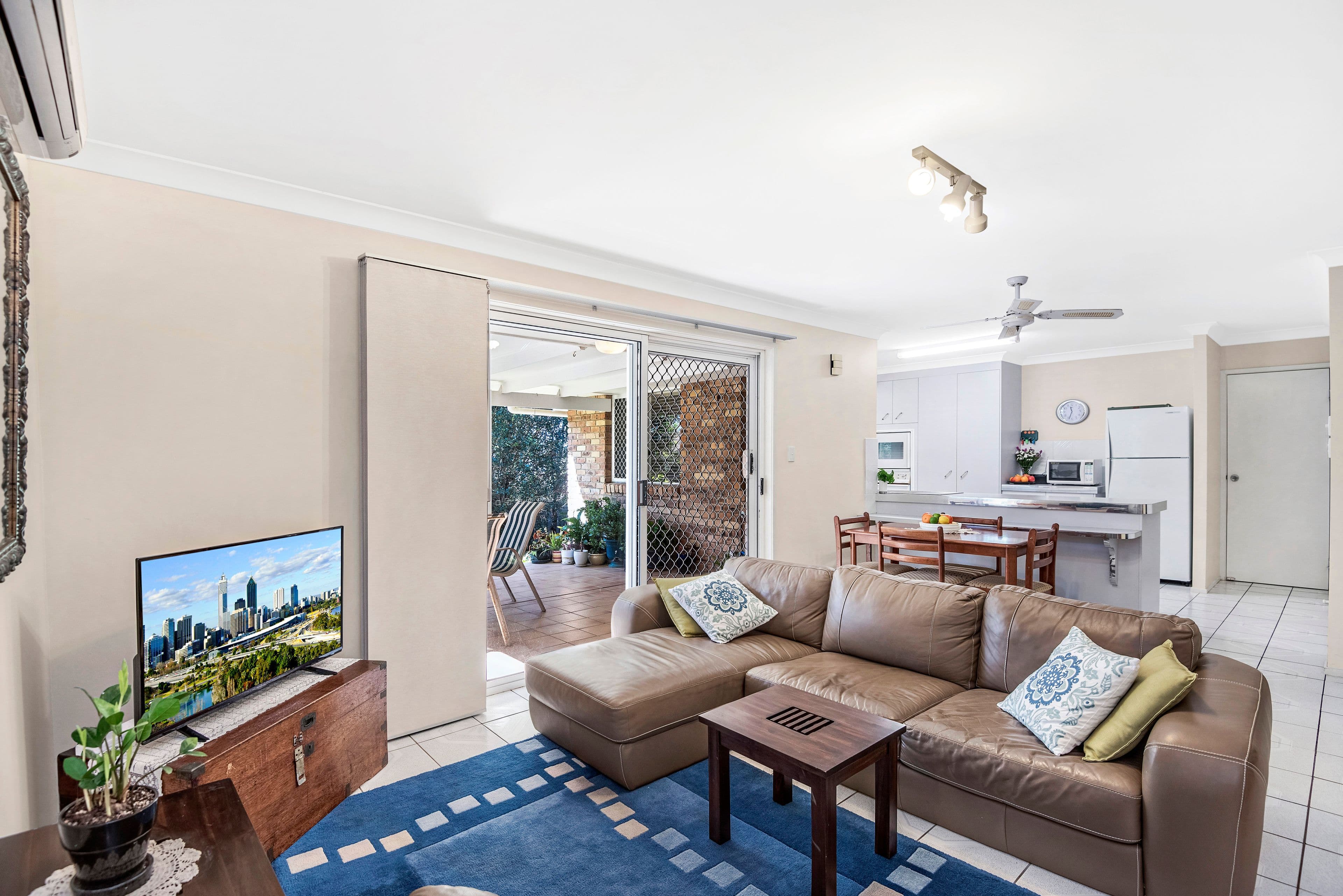 11 Peppermint Place, Banora Point - Thumbnail 5