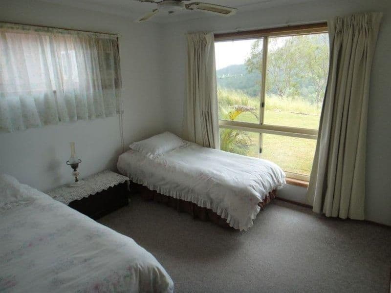 106 Ian Reddacliff Drive, THE LEAP QLD 4740, The Leap - Thumbnail 5