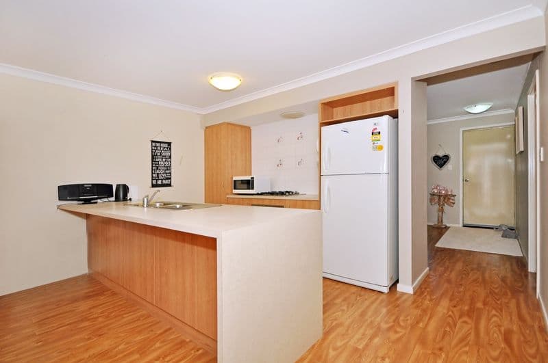 32 Harberton Pkway, Ellenbrook WA 6069, Ellenbrook - Thumbnail 6