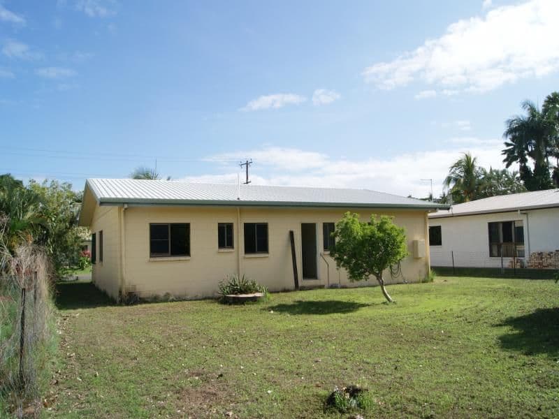 10 Jacaranda Close, COOYA BEACH QLD 4873, Cooya Beach - Thumbnail 5