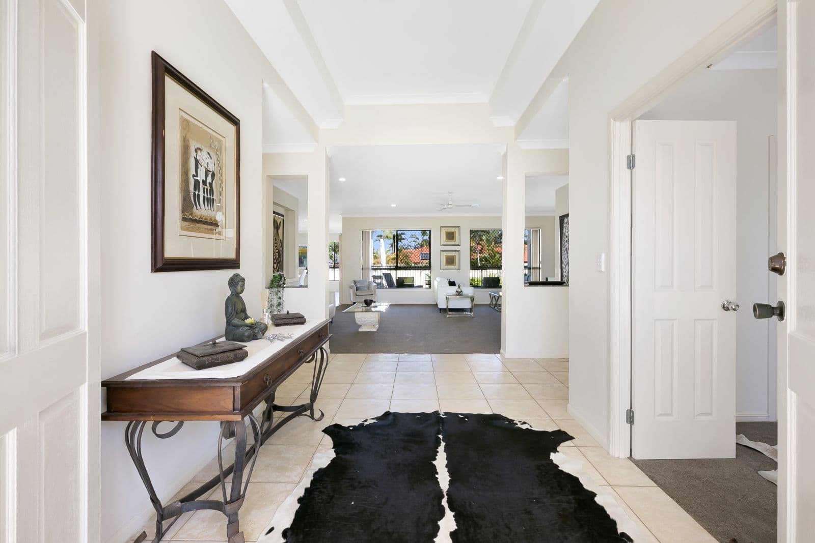 34 Nottinghill Gate Drive, Arundel QLD 4214, Arundel - Thumbnail 2