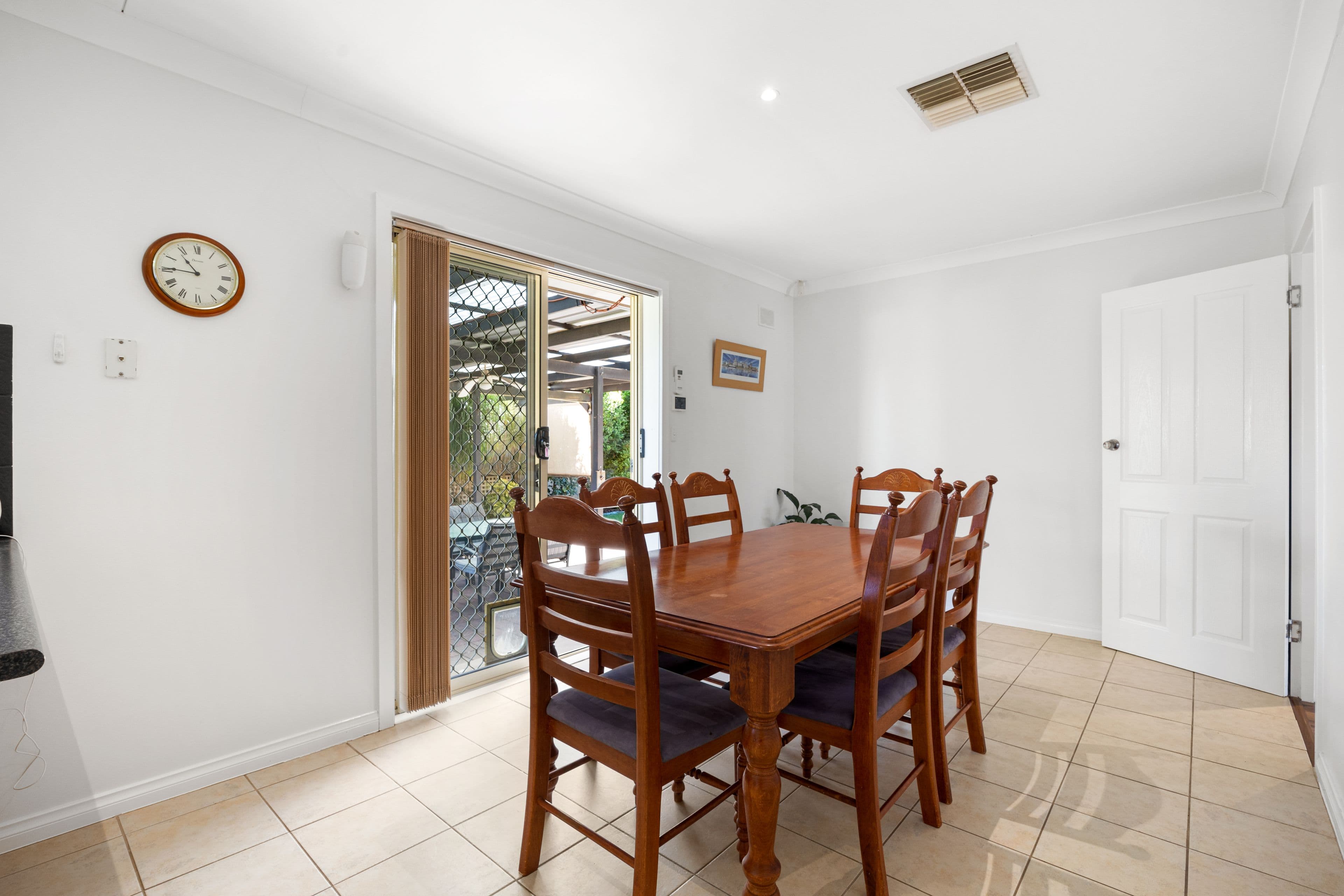 18 Crampton Street, Fairview Park SA 5126, Fairview Park - Thumbnail 4