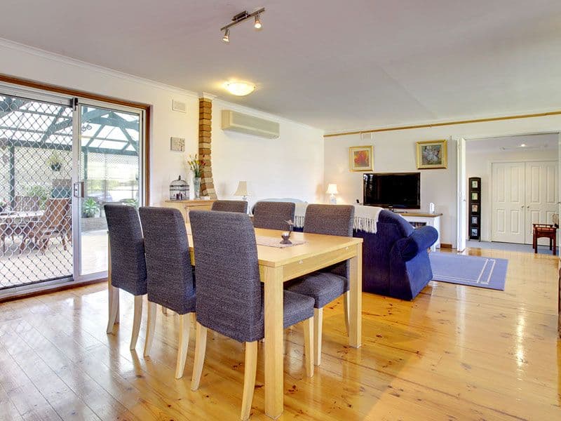 42 Haseldene Drive, CHRISTIE DOWNS SA 5164, Christie Downs - Thumbnail 5