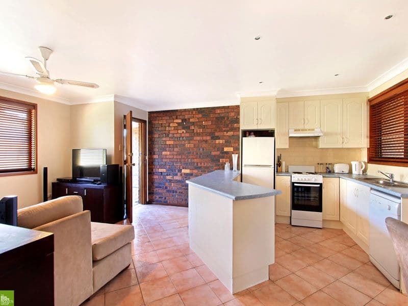 44 Hopetoun Street, OAK FLATS NSW 2529, Oak Flats - Thumbnail 6