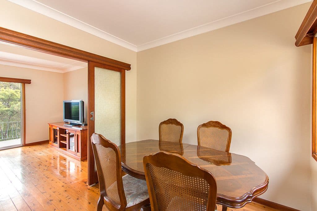 13 Amsdale Avenue, Macquarie Hills - Thumbnail 4