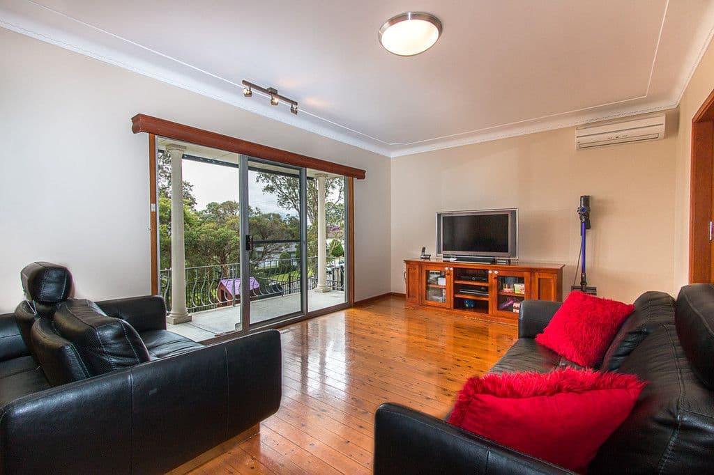 13 Amsdale Avenue, Macquarie Hills - Thumbnail 7