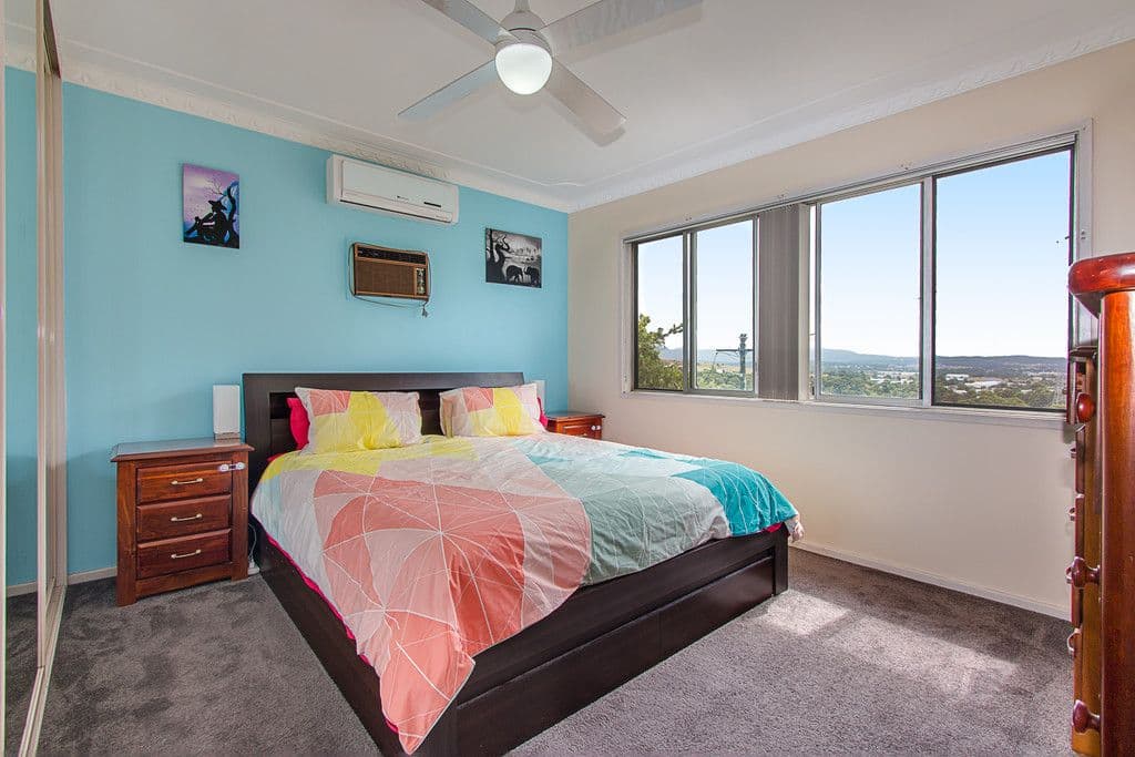 13 Amsdale Avenue, Macquarie Hills - Thumbnail 8