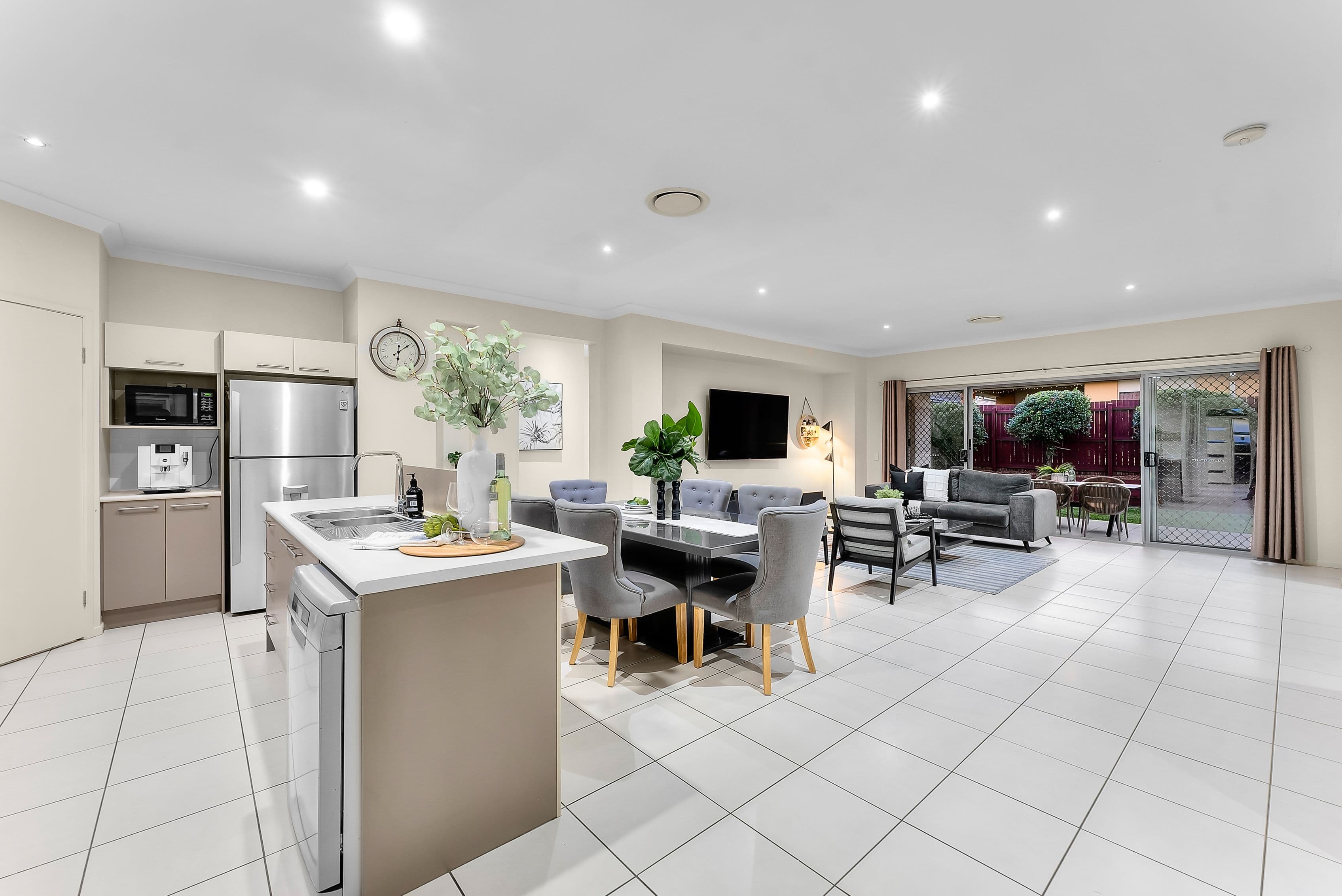 11 Foambark Street, North Lakes QLD 4509, North Lakes - Thumbnail 5