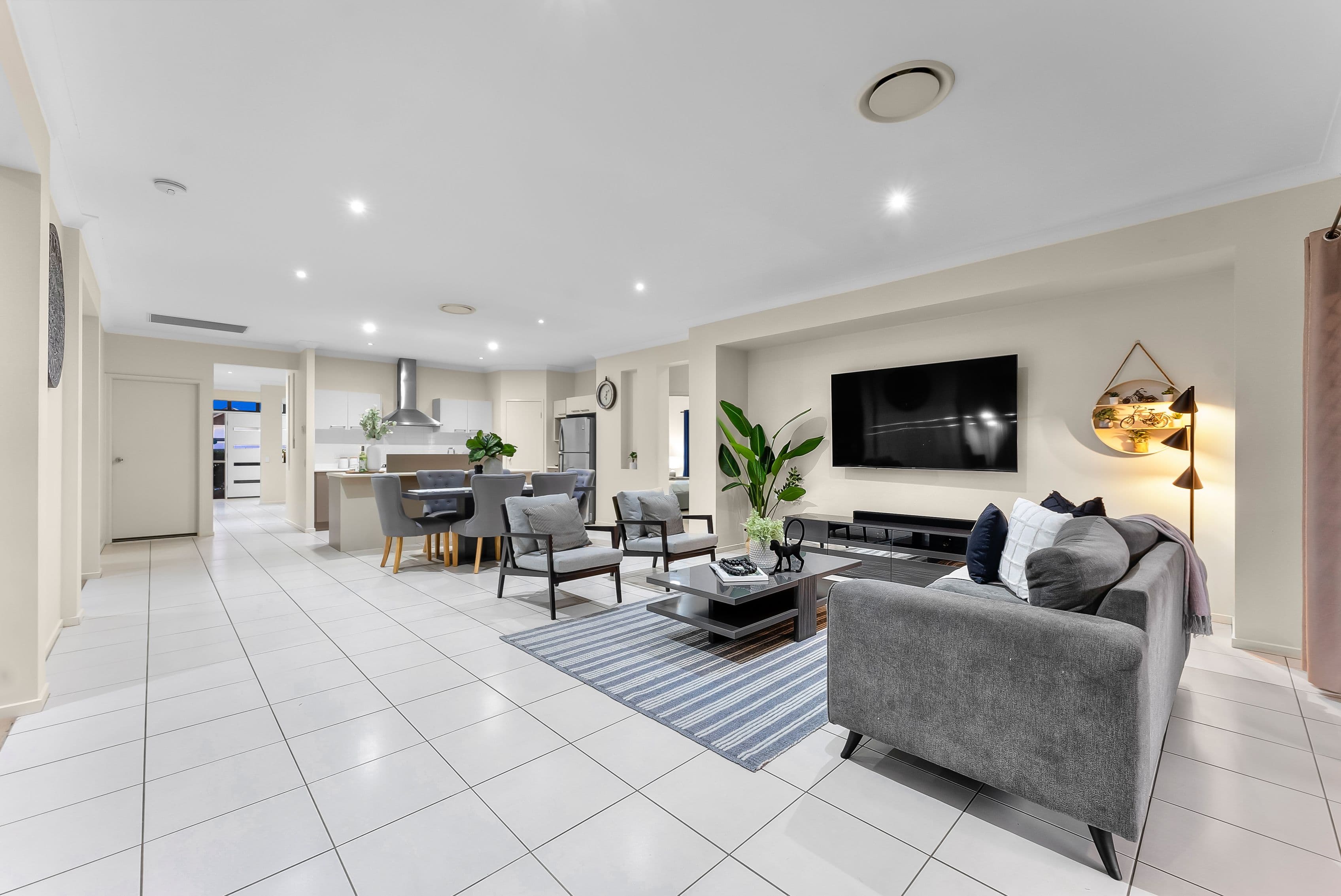 11 Foambark Street, North Lakes QLD 4509, North Lakes - Thumbnail 8