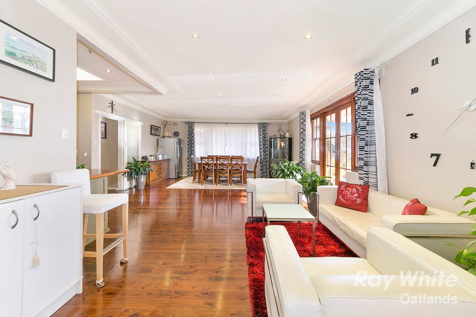 27 Oatlands Crescent, Oatlands - Thumbnail 4