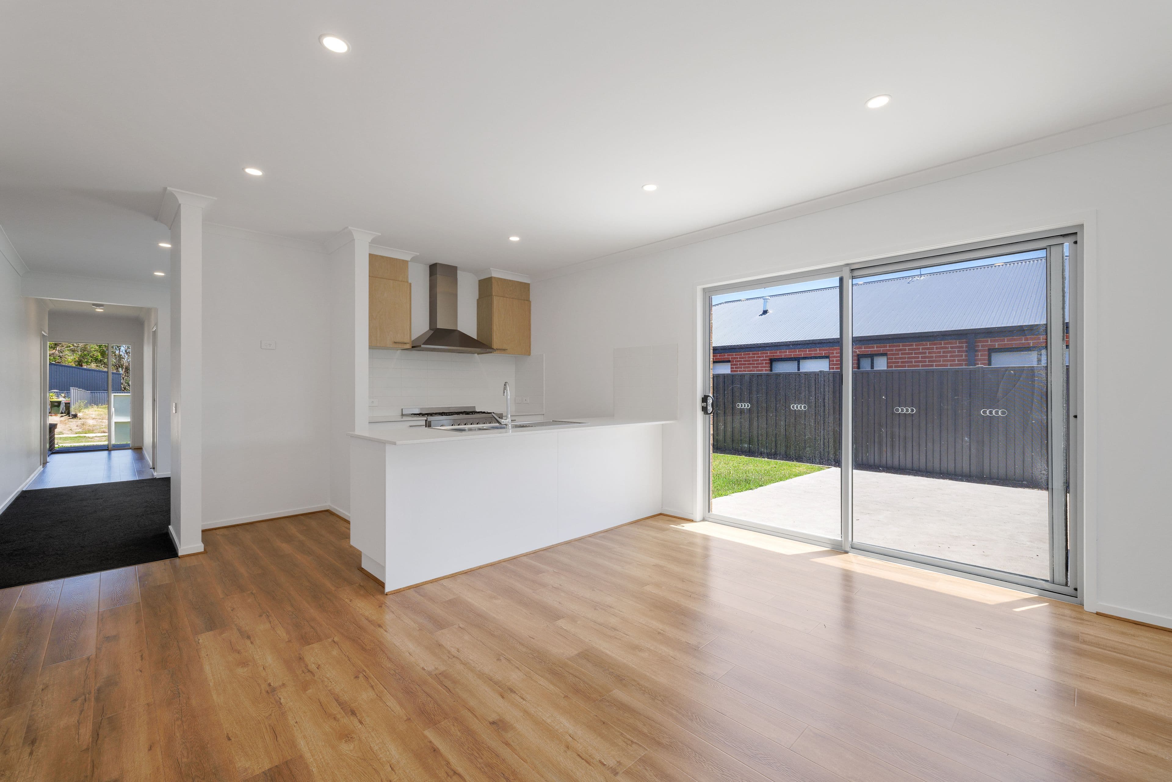 21 Clifton Crescent, Cowes VIC 3922, Cowes - Thumbnail 2