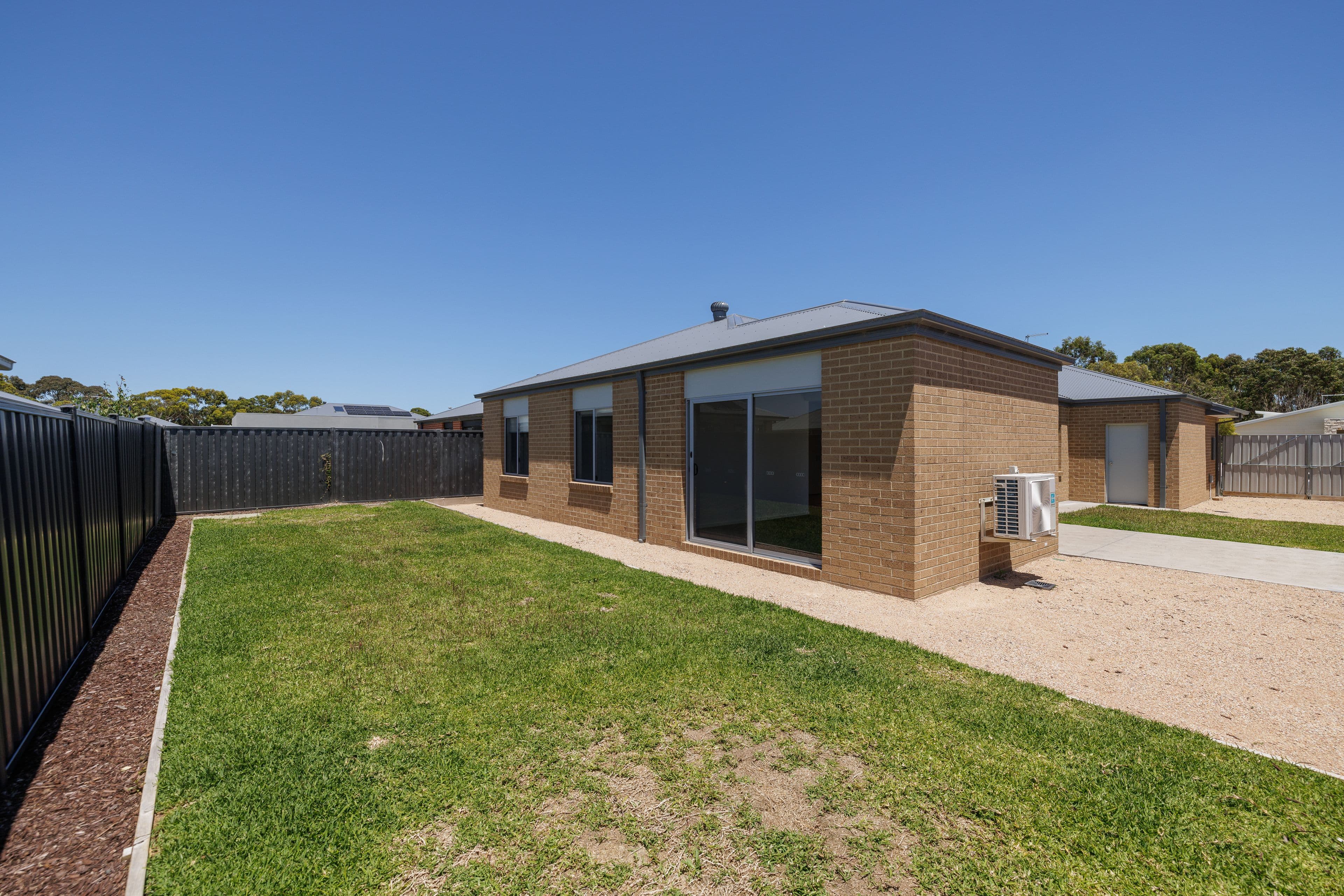 21 Clifton Crescent, Cowes VIC 3922, Cowes - Thumbnail 3