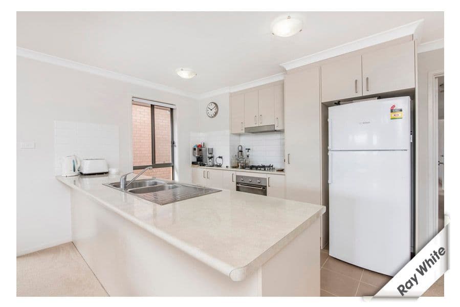 172 Macfarlane Burnett Avenue, Macgregor ACT 2615, Macgregor - Thumbnail 3