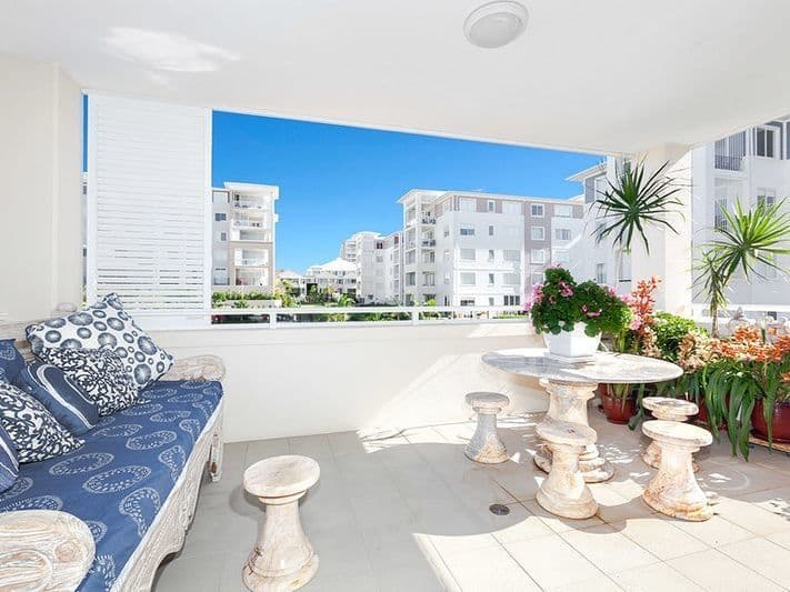 306/10 Peninsula Drive, Breakfast Point - Image 1
