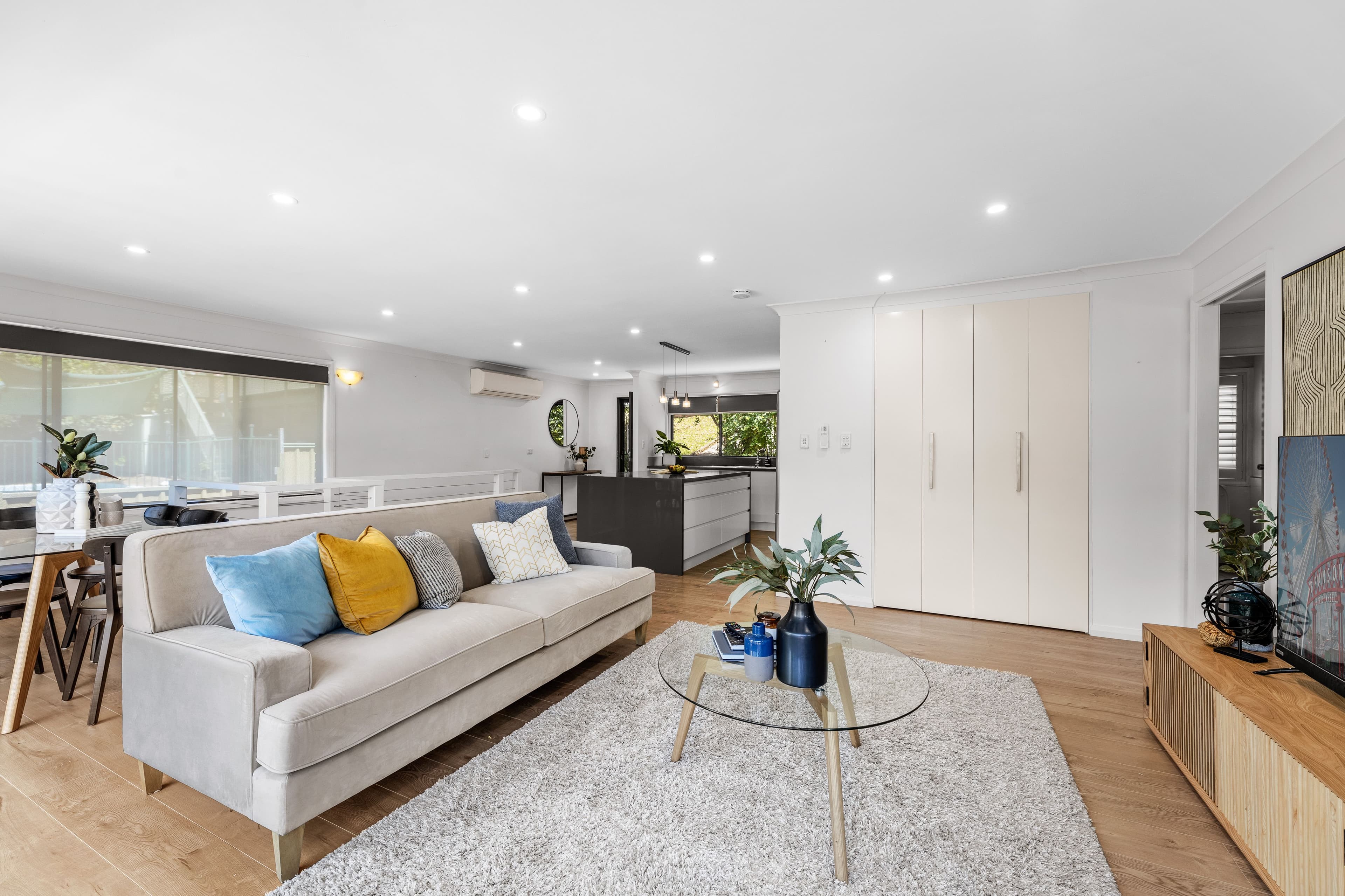 6 Clough Avenue, Illawong NSW 2234, Illawong - Thumbnail 3