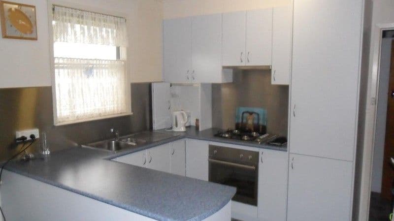 8 Howe Street, SEYMOUR VIC 3660, Seymour - Thumbnail 2