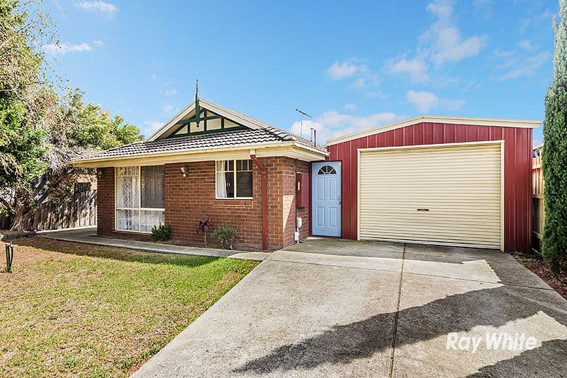 18 Friendship Close, Cranbourne West VIC 3977, Cranbourne West - Image 1