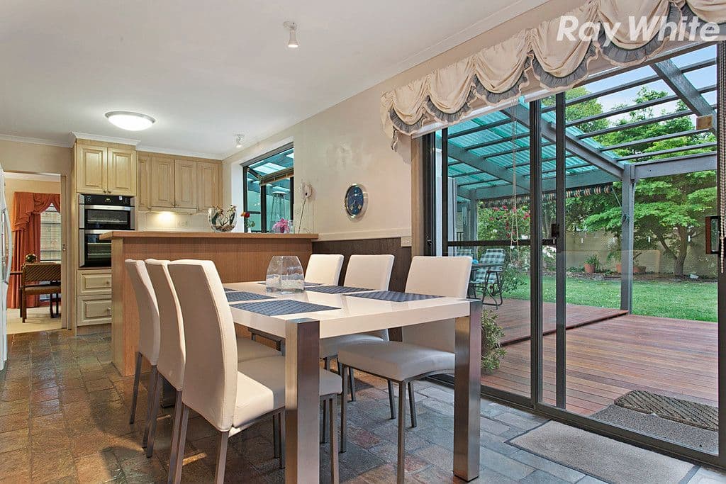 43 Watersedge Close, Knoxfield VIC 3180, Knoxfield - Thumbnail 4