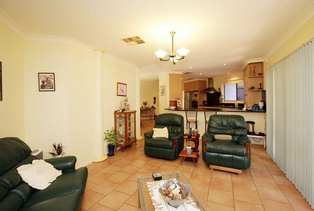 34 Tamar Drive, TATTON NSW 2650, Tatton - Thumbnail 4