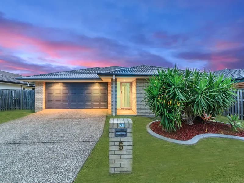 5 Kingair Road, Upper Coomera QLD 4209, Upper Coomera - Thumbnail 2