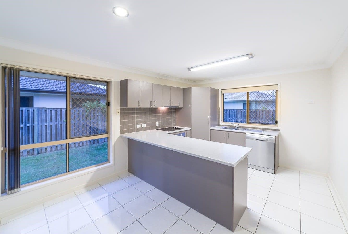 5 Kingair Road, Upper Coomera QLD 4209, Upper Coomera - Thumbnail 6
