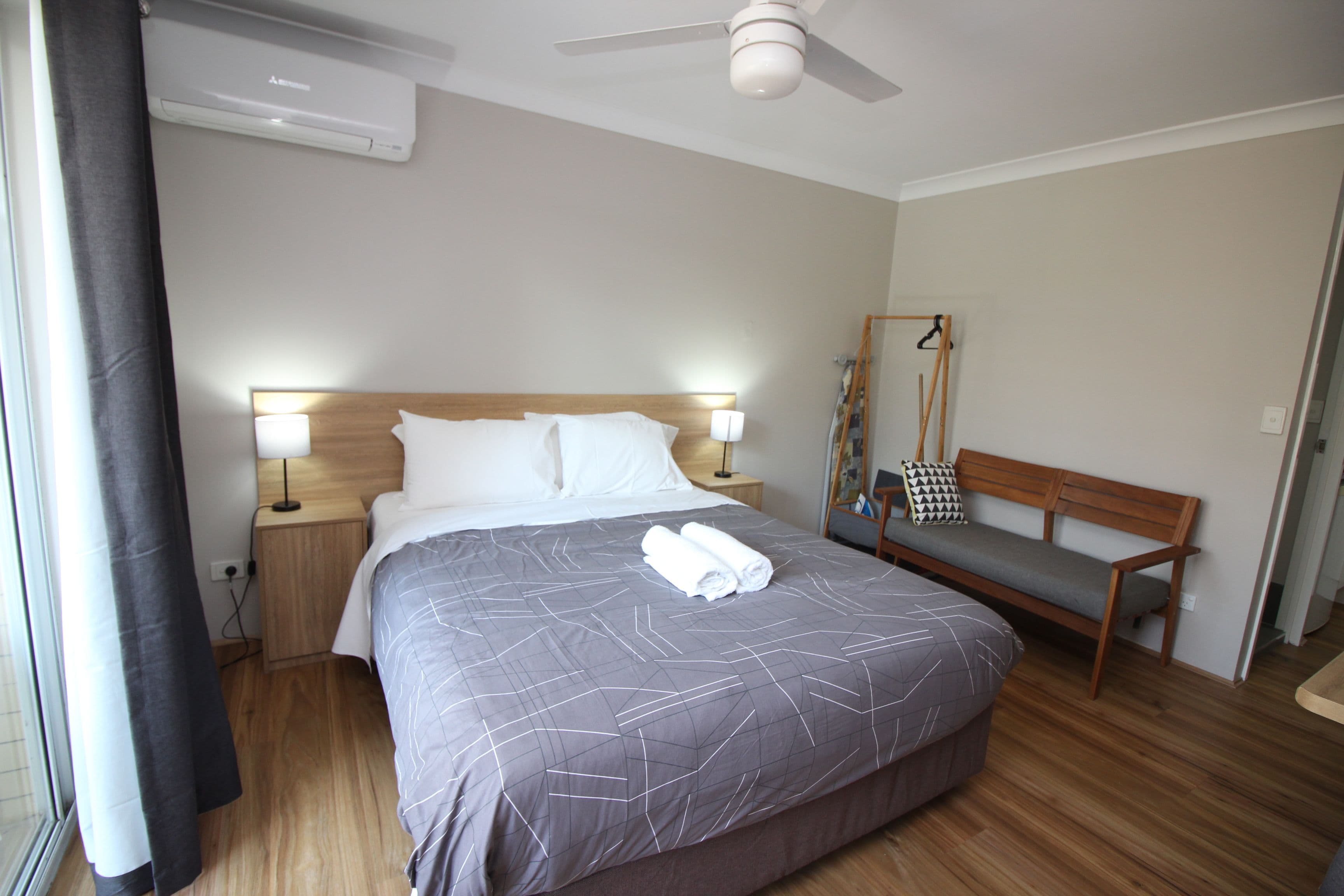 125 Frank, Labrador QLD 4215, Labrador - Thumbnail 2