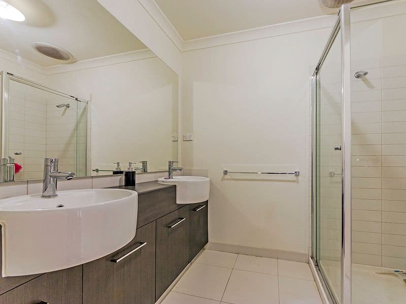 28 Cranwell Way, Wyndham Vale VIC 3024, Wyndham Vale - Thumbnail 3