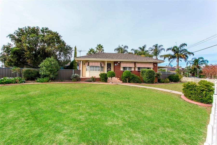 21 Idriess Crescent, BLACKETT NSW 2770, Blackett - Thumbnail 2