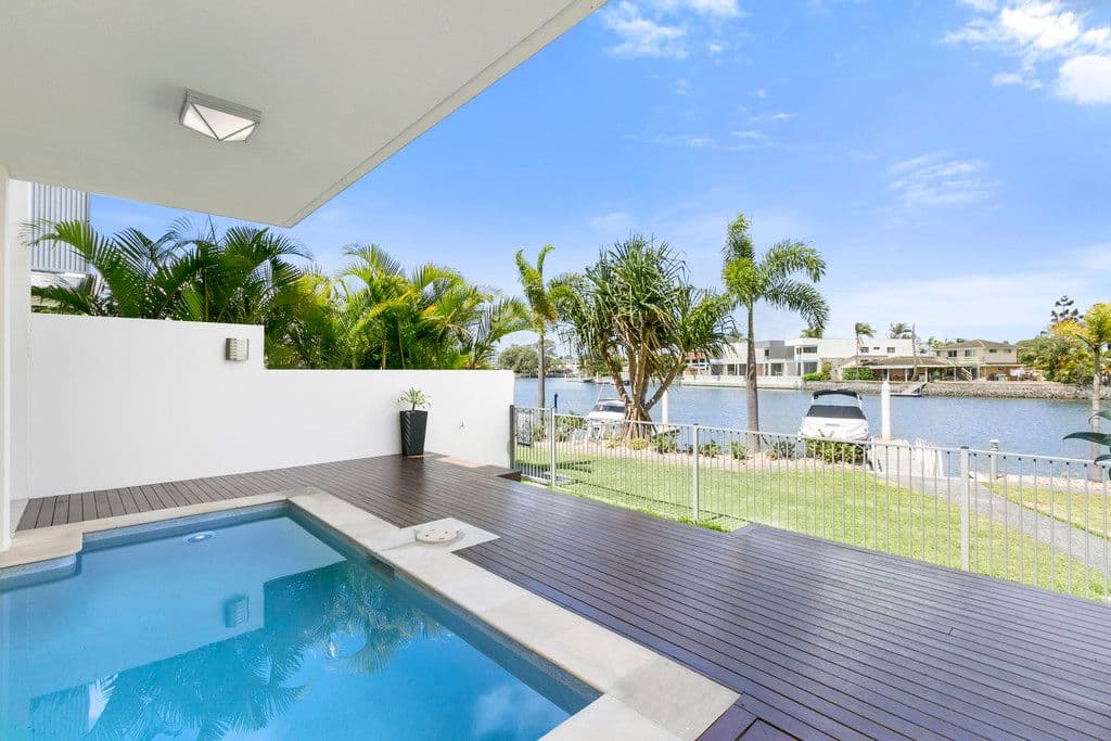 10 Ray Street, Runaway Bay QLD 4216, Runaway Bay - Thumbnail 8
