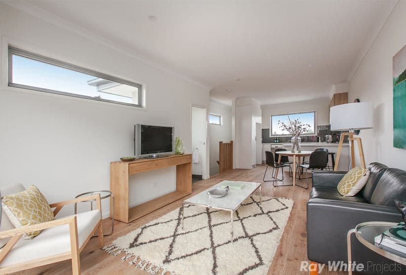 15 Dennis Street, Reservoir VIC 3073, Reservoir - Thumbnail 6