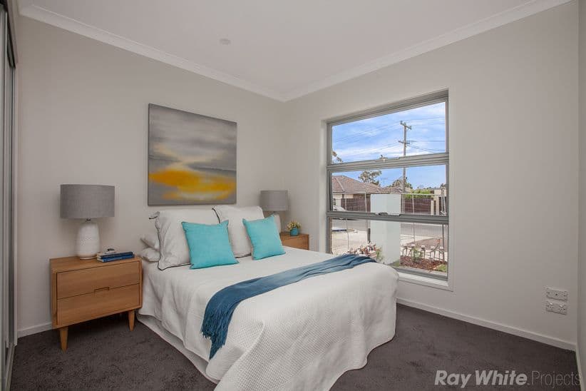 15 Dennis Street, Reservoir VIC 3073, Reservoir - Thumbnail 7