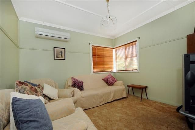 167 Campbell Street, NEWTOWN QLD 4350, Newtown - Thumbnail 3
