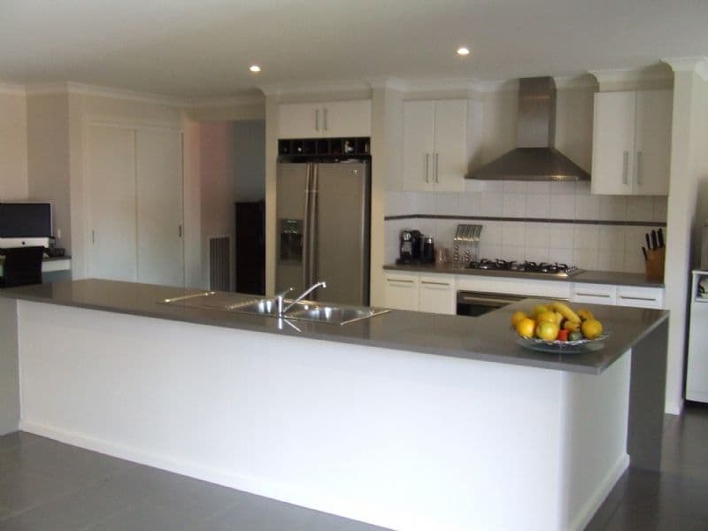 80 McKenzie Street, ROCHESTER VIC 3561, Rochester - Thumbnail 2