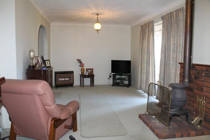 23 Windsor Parade, DUBBO NSW 2830, Dubbo - Thumbnail 2