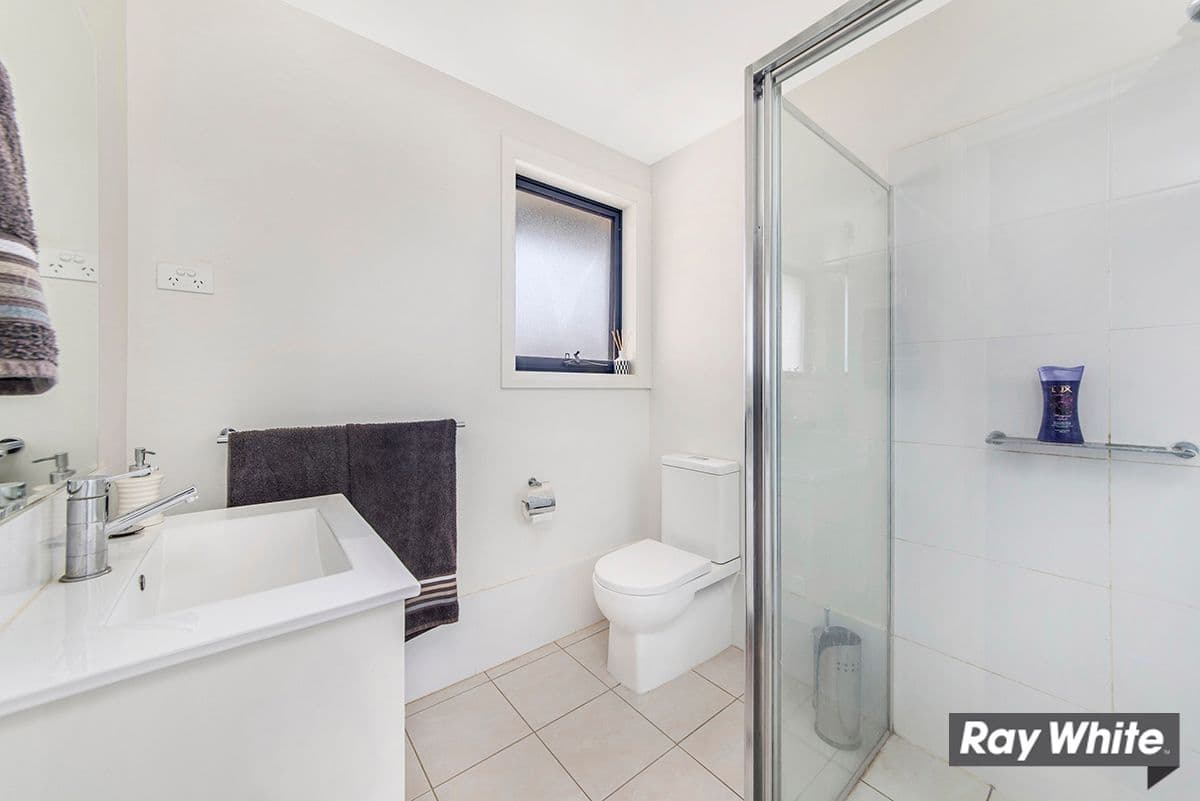 70 Refshauge Crescent, Macgregor ACT 2615, Macgregor - Thumbnail 7