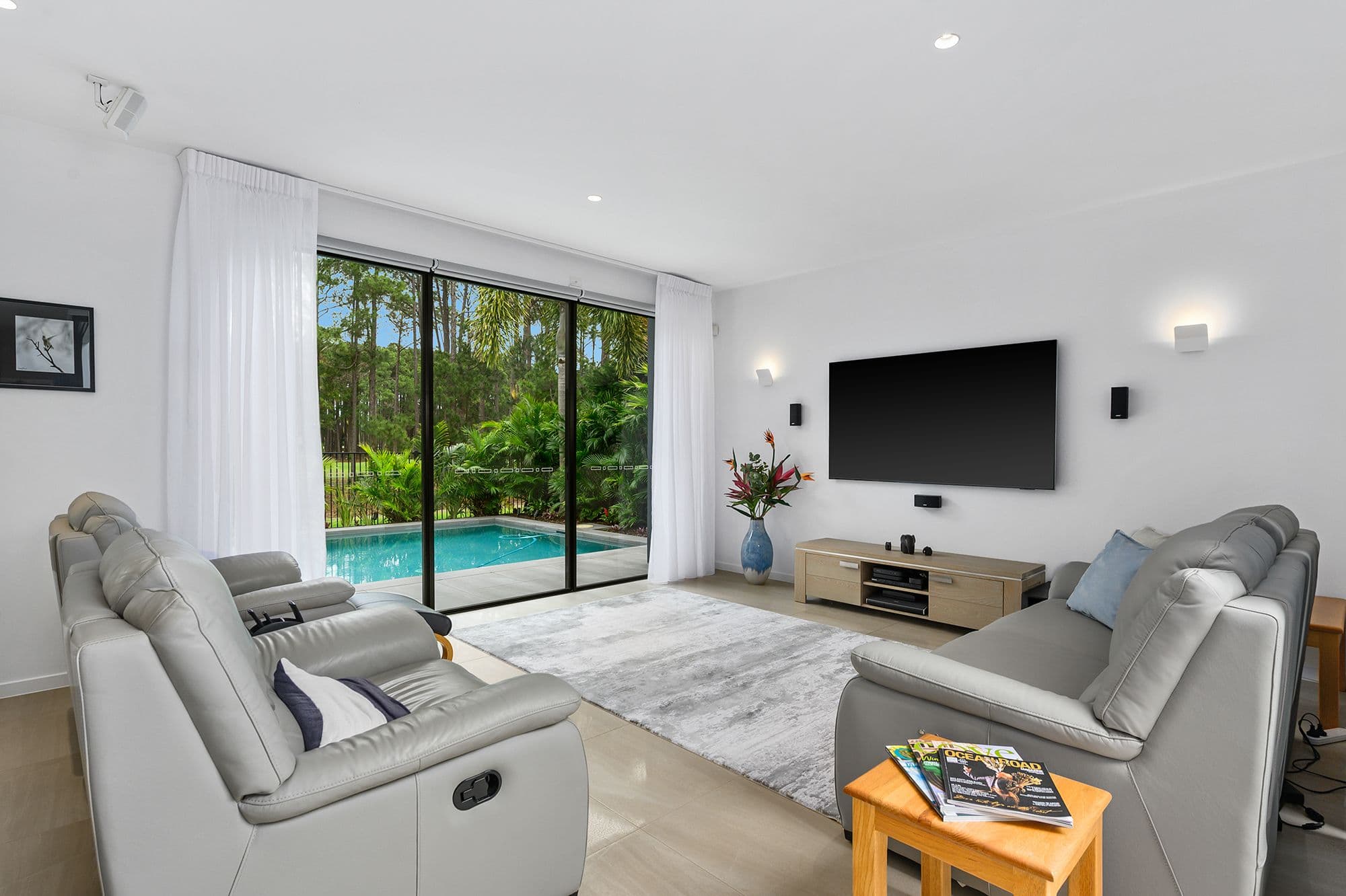 2260 Banksia Lakes Drive, Sanctuary Cove QLD 4212, Hope Island - Thumbnail 6