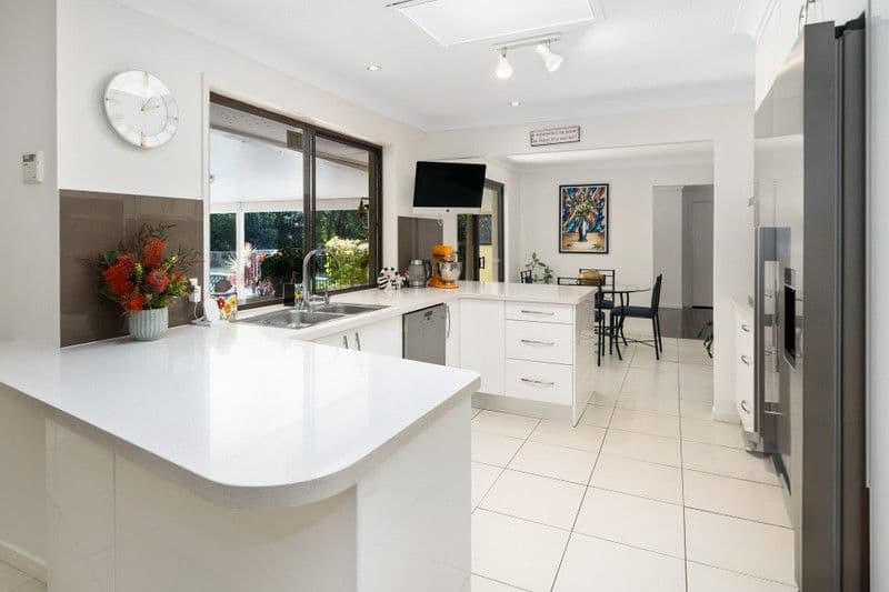 6 Fuchsia Way, Gaven QLD 4211, Gaven - Thumbnail 8