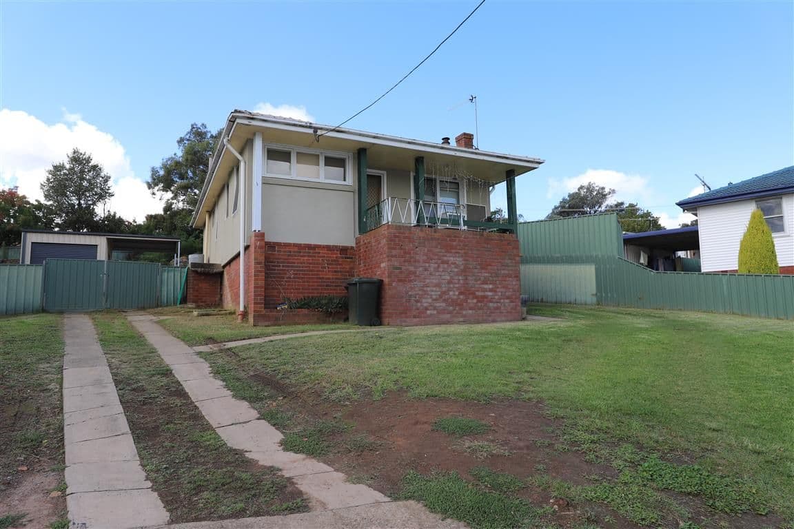 24 Dalhunty Street, Tumut NSW 2720, Tumut - Thumbnail 2