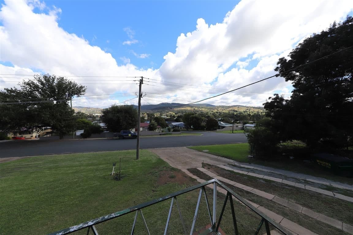 24 Dalhunty Street, Tumut NSW 2720, Tumut - Thumbnail 3