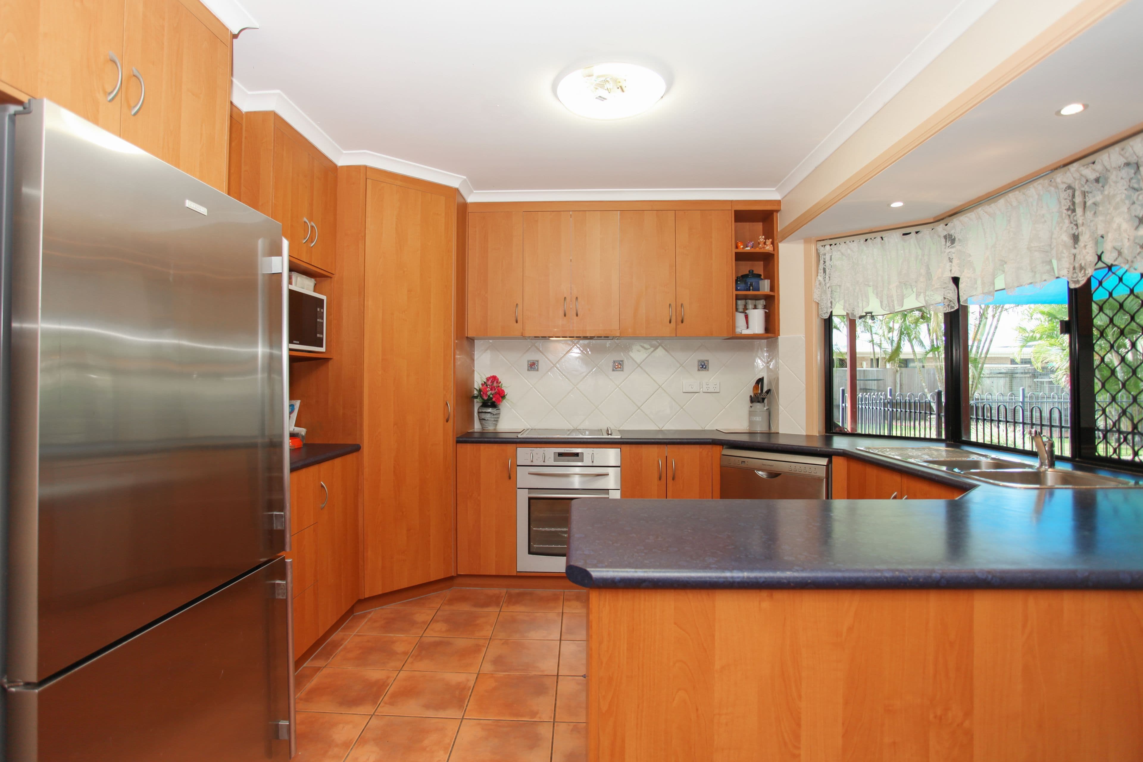 97 Wheeler Drive, Glenella QLD 4740, Glenella - Thumbnail 6