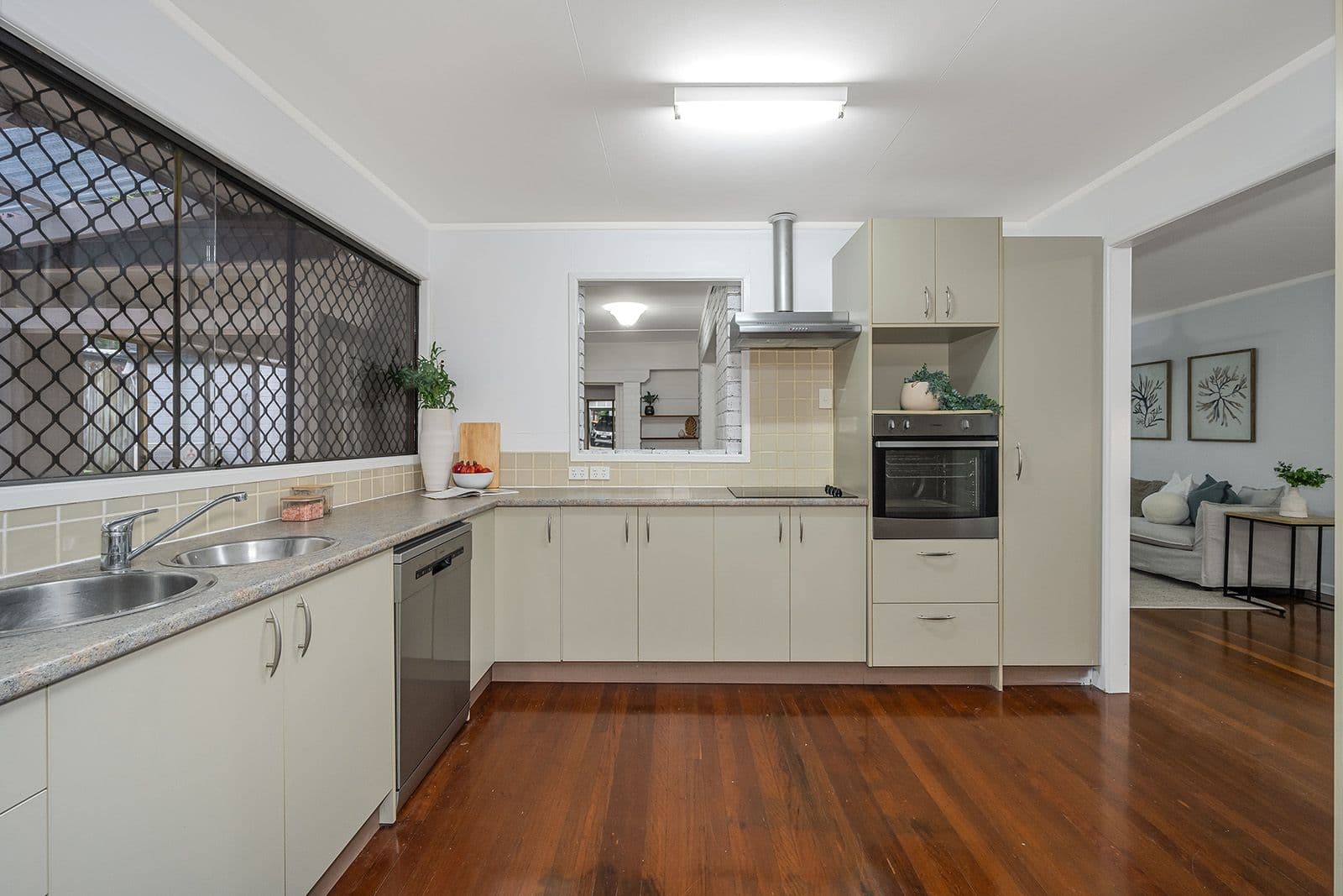 17 Wiseman Street, Kenmore QLD 4069, Kenmore - Thumbnail 6