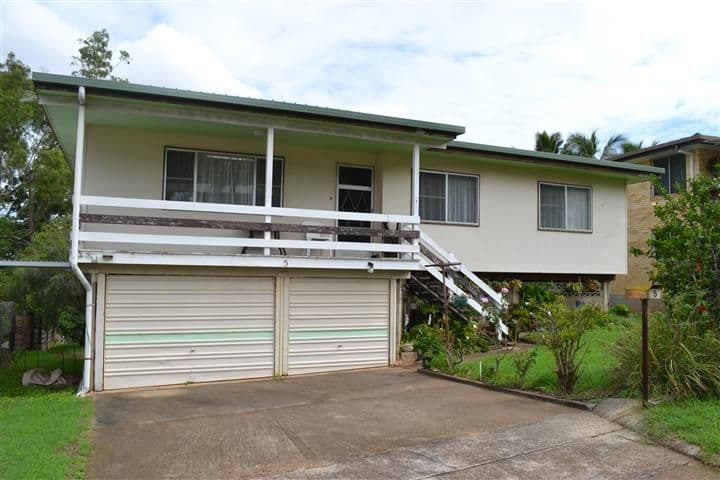 5 Steed Street, WEST GLADSTONE QLD 4680, West Gladstone - Image 1
