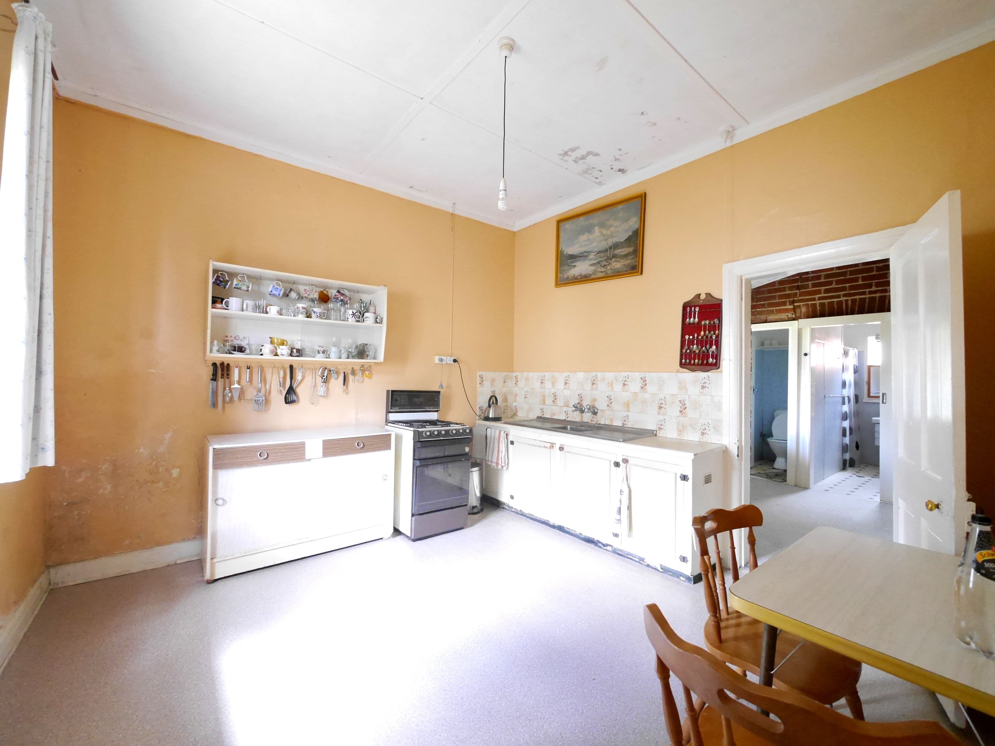 73 Brisbane Street, Cowra - Thumbnail 4