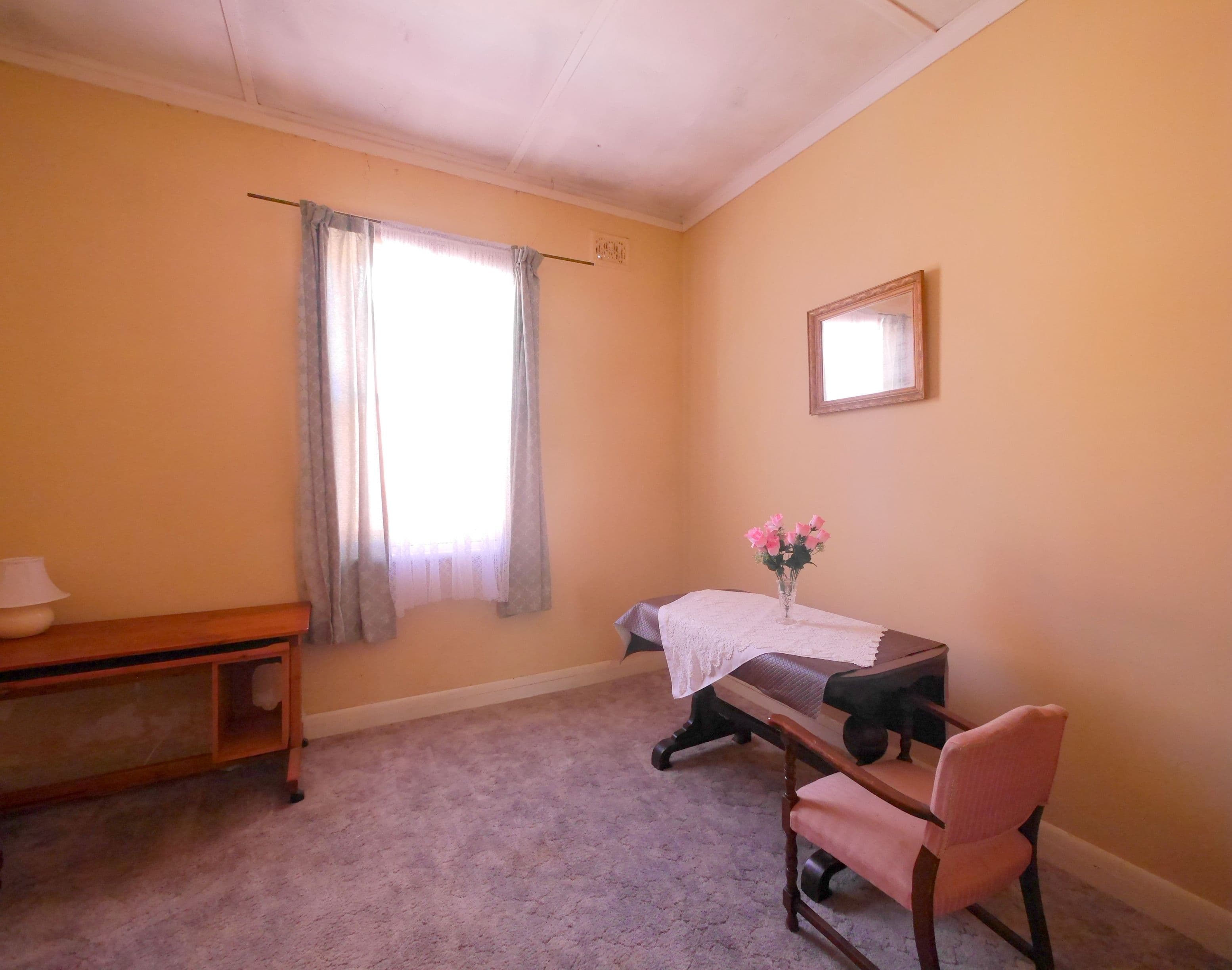73 Brisbane Street, Cowra - Thumbnail 7
