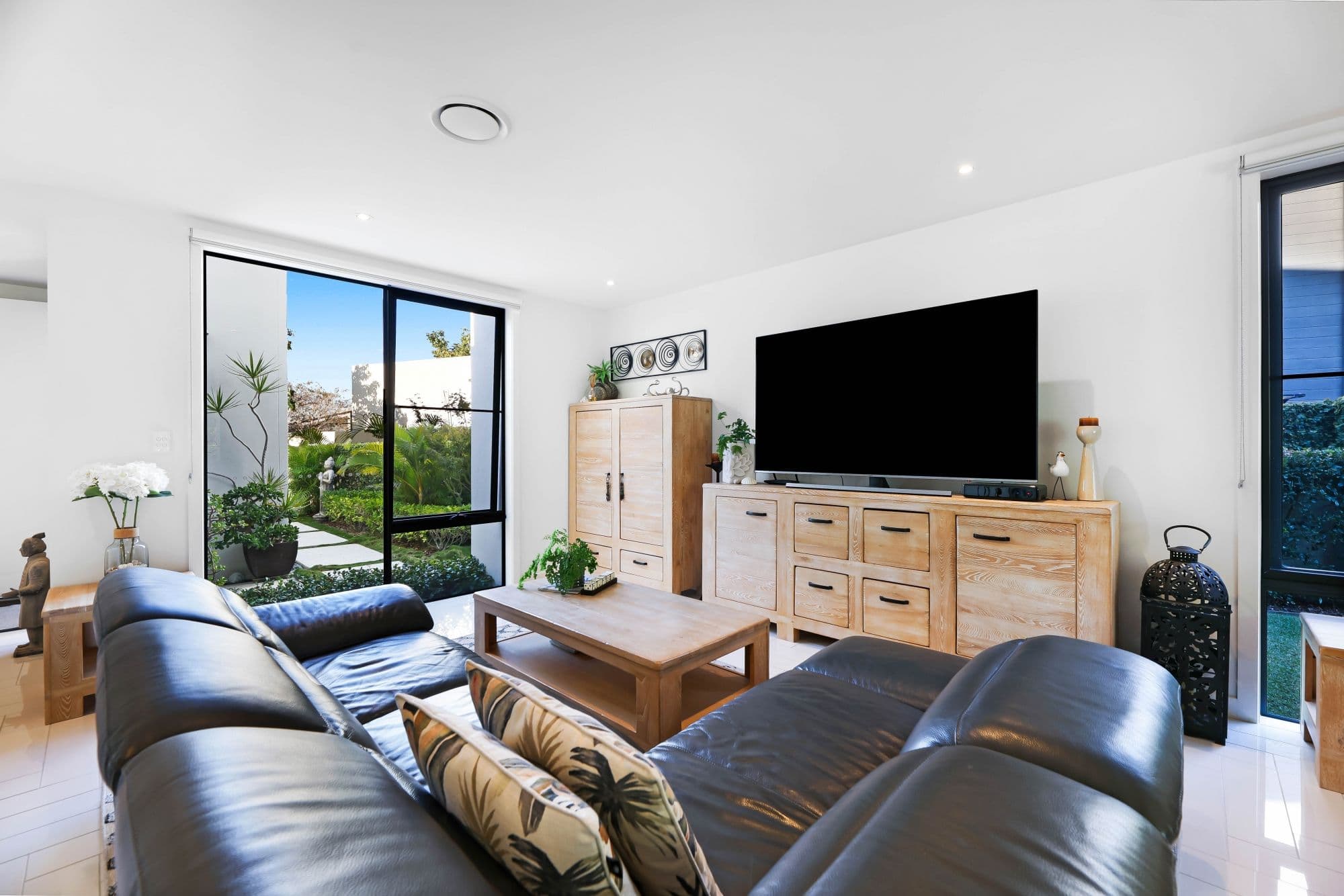 2335 Meliah Close, Sanctuary Cove QLD 4212, Sanctuary Cove - Thumbnail 5