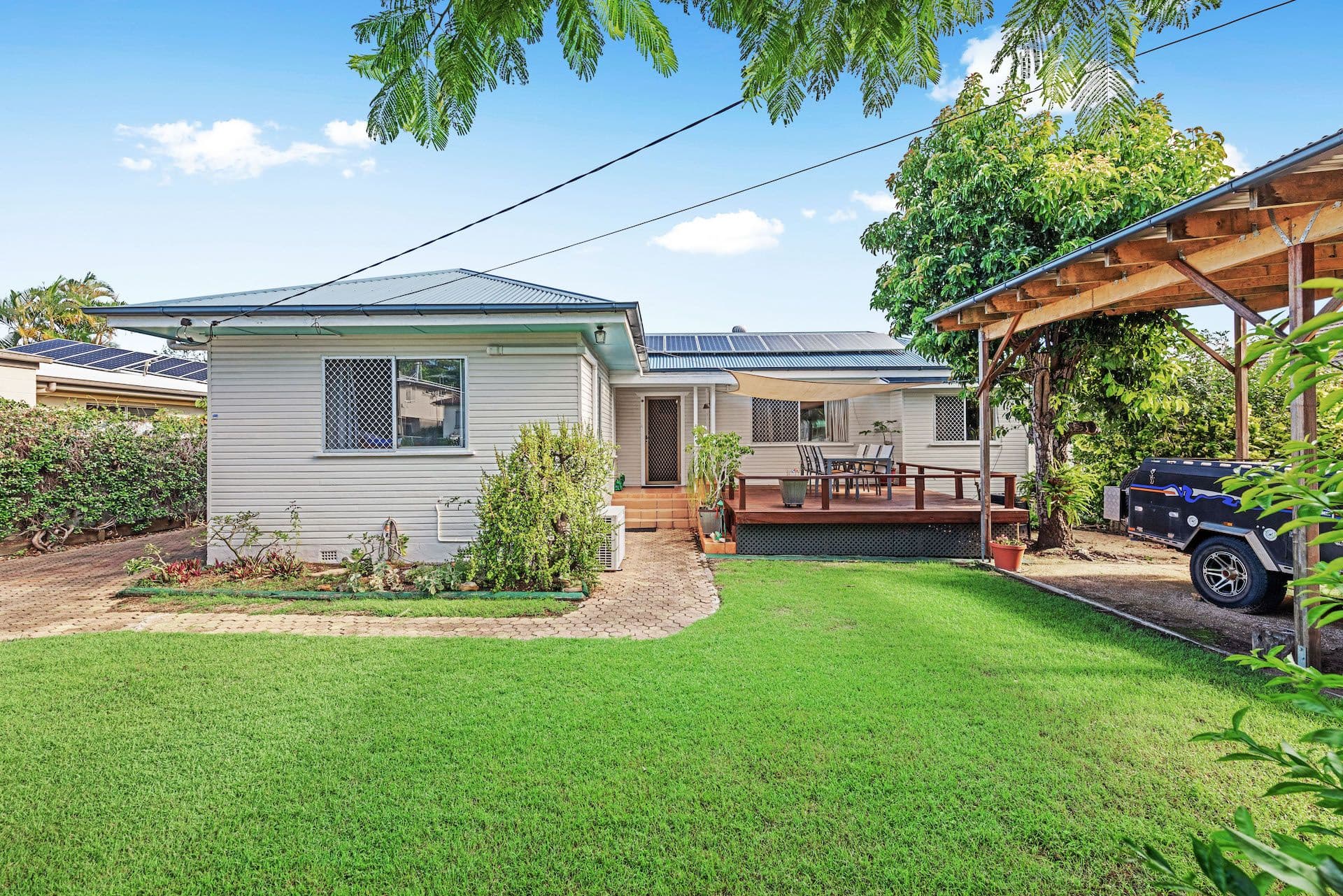 39 King Street, Woody Point QLD 4019, Woody Point - Thumbnail 2