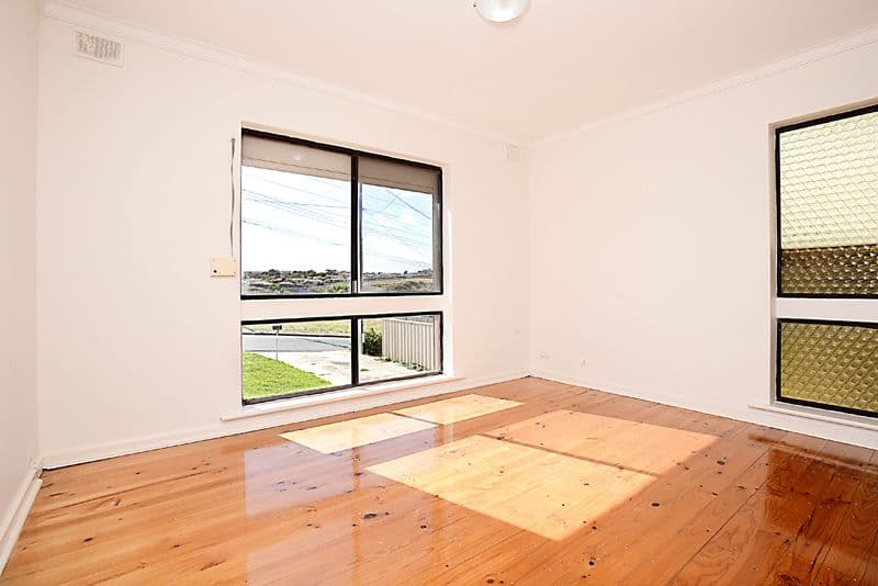 9 Dyson Road, PORT NOARLUNGA SA 5167, Port Noarlunga - Thumbnail 8