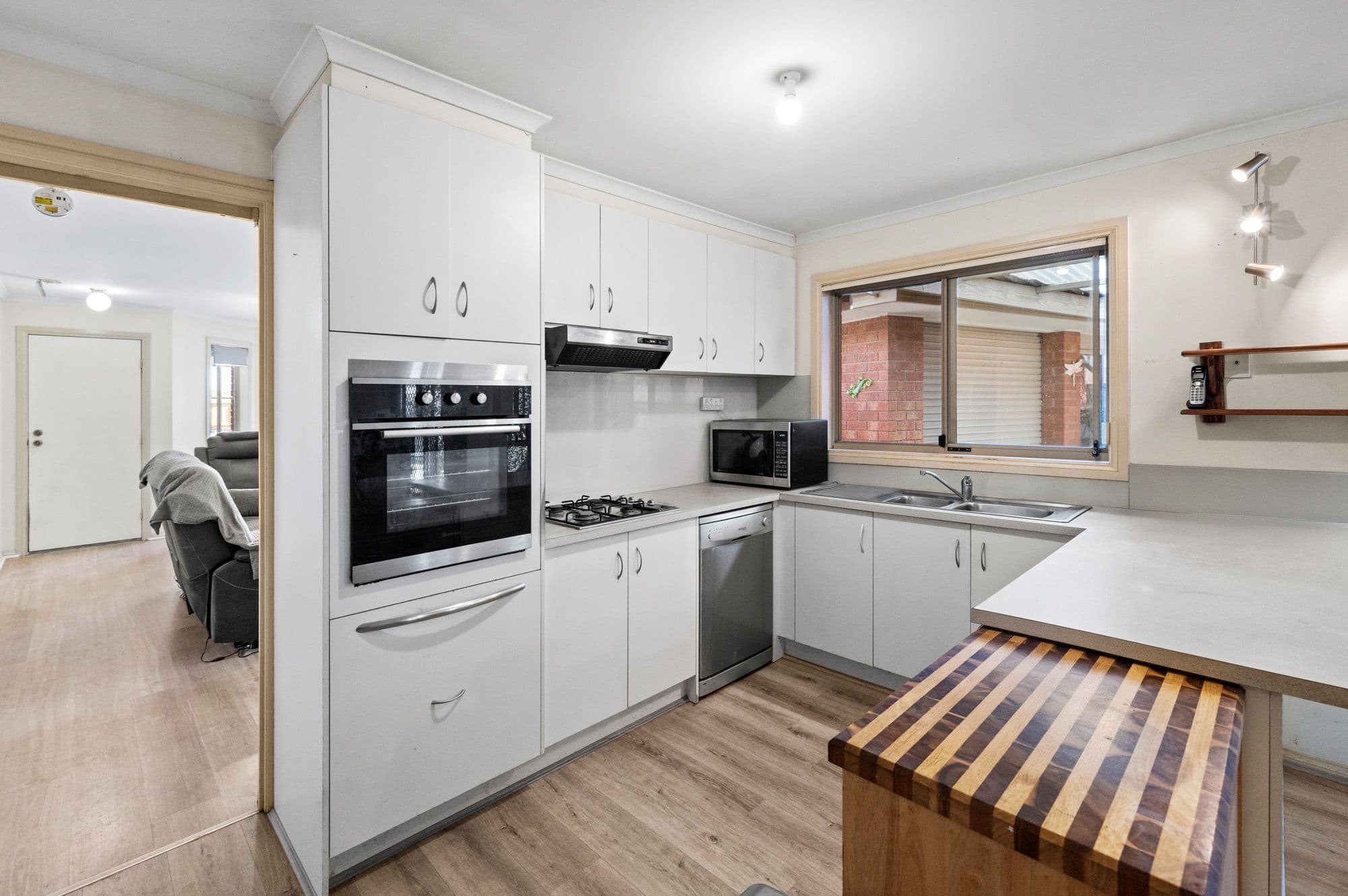 8 Hazelwood Court, Hoppers Crossing VIC 3029, Hoppers Crossing - Thumbnail 5
